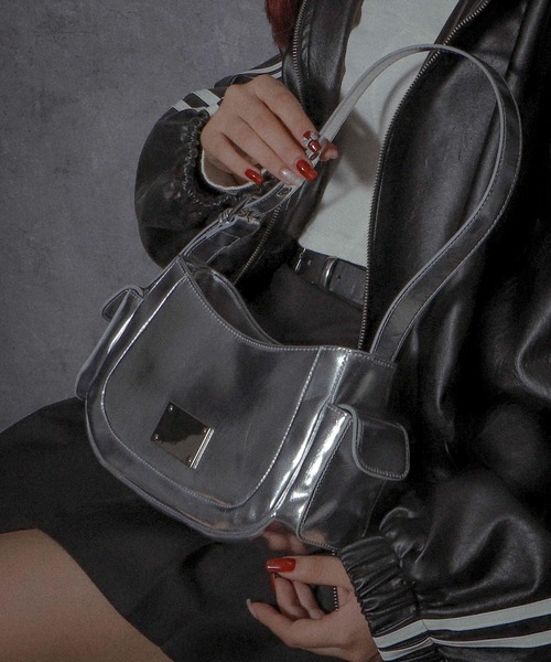 WEGO（ウィゴー）の「WEGO/プレートデザインハトメバッグ（ショルダーバッグ・レディース・ブラック/シルバー・FREE）」の13枚目の写真