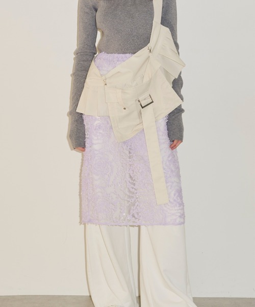 J1U by LA BELLE ETUDE（ジユウバイラベルエチュード）の「シアーローズモチーフレースIラインスカート（スカート・レディース・ライトパープル・FREE）」の3枚目の写真