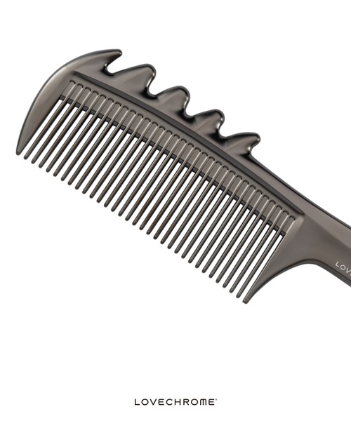 LOVECHROME（ラブクロム）の「(R)INBATHスカルプカッサ プレミアムブラック（ヘアブラシ・レディース・ブラック・FREE）」の4枚目の写真