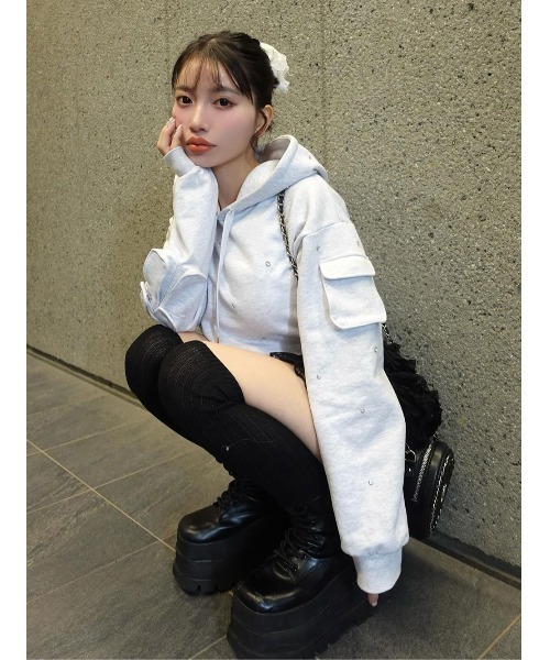 クロップドビジューフーディ（パーカー）｜Darich（ダーリッチ）の