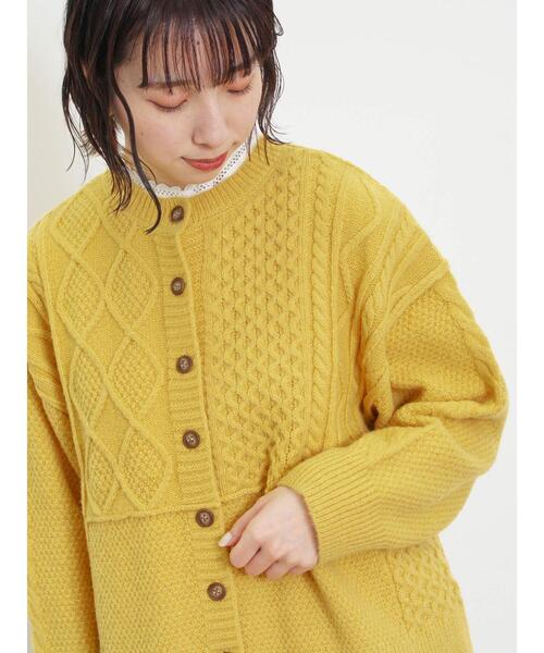 Samansa Mos2（サマンサ モスモス）の「パッチワークケーブル前後2WAYニット（カーディガン/ボレロ・レディース・ピンク/イエロー/キナリ/グリーン/モカ・F）」の5枚目の写真