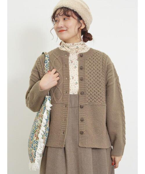 Samansa Mos2（サマンサ モスモス）の「パッチワークケーブル前後2WAYニット（カーディガン/ボレロ・レディース・ピンク/イエロー/キナリ/グリーン/モカ・F）」の21枚目の写真