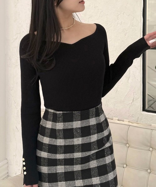 ROYAL PARTY（ロイヤルパーティー）の「ウォッシャブルオープンネック長袖ニットトップス（ニット/セーター・レディース・ピンク/グリーン/ベージュ系その他/ホワイト×ネイビー/オフホワイト/ブラック・FREE）」の4枚目の写真