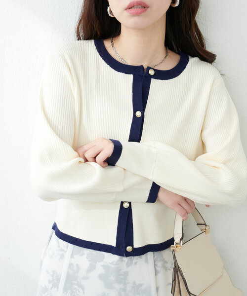natural couture(ナチュラルクチュール)の「【WEB限定】バイカラーレトロショートカーデ(カーディガン/ボレロ・レディース・ベージュ/ミント/オフホワイト/ブラック・FREE)」の7枚目の写真