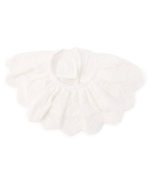 Ampersand（アンパサンド）の「レースラウンドスタイ（スタイ/よだれかけ・キッズ・オフホワイト/チャコール/ラベンダー・90）」の2枚目の写真