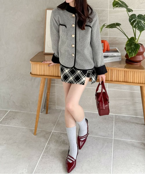 clear（クリア）の「配色パイピングポケット付キジャケット[綺麗目 オフィスカジュアル 着回し抜群 大人 カジュアル] ≪2025SS新作≫（その他アウター・レディース・アイボリー/グレー・F）」の4枚目の写真