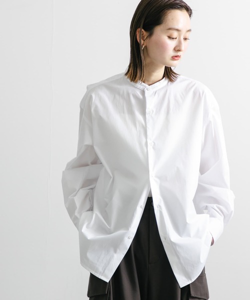 SENSE OF PLACE by URBAN RESEARCH（センスオブプレイスバイアーバンリサーチ）の「『WEB限定』『ユニセックス』『イージーケア』コンフォートバンドカラーシャツ（シャツ/ブラウス・メンズ・ホワイト/ライトブルー/ブルー系その他・MEDIUM/LARGE/X-LARGE）」の12枚目の写真