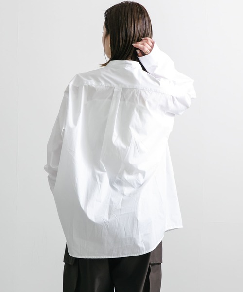 SENSE OF PLACE by URBAN RESEARCH（センスオブプレイスバイアーバンリサーチ）の「『WEB限定』『ユニセックス』『イージーケア』コンフォートバンドカラーシャツ（シャツ/ブラウス・メンズ・ホワイト/ライトブルー/ブルー系その他・MEDIUM/LARGE/X-LARGE）」の10枚目の写真