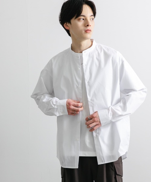 SENSE OF PLACE by URBAN RESEARCH（センスオブプレイスバイアーバンリサーチ）の「『WEB限定』『ユニセックス』『イージーケア』コンフォートバンドカラーシャツ（シャツ/ブラウス・メンズ・ホワイト/ライトブルー/ブルー系その他・MEDIUM/LARGE/X-LARGE）」の8枚目の写真