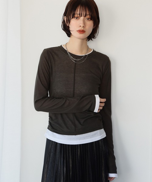 Ampirula(アンピルーラ)の「レイヤード風バイカラーカットソー(Tシャツ/カットソー・レディース・ブラック/チャコールグレー・FREE)」の7枚目の写真