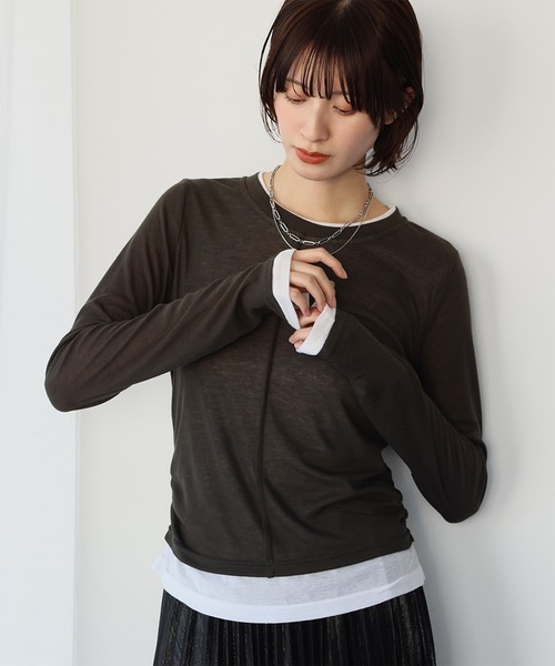 Ampirula(アンピルーラ)の「レイヤード風バイカラーカットソー(Tシャツ/カットソー・レディース・ブラック/チャコールグレー・FREE)」の8枚目の写真