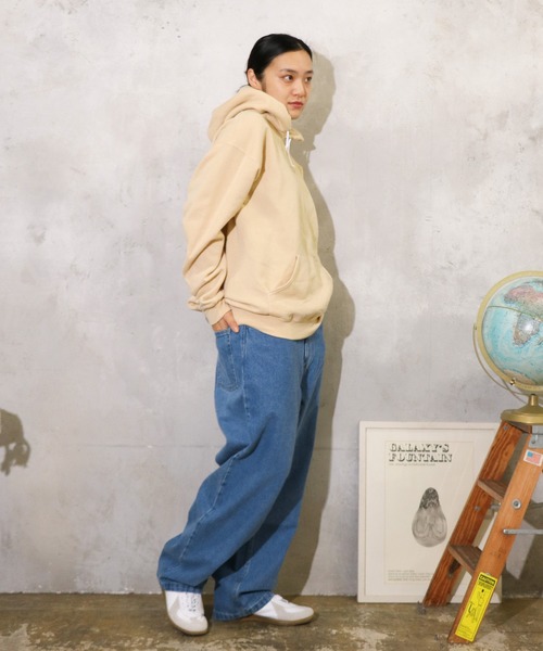 JERZEES（ジャージーズ）の「JERZEES / ジャージーズ GARMENT DYE PULL OVER HOODIE ガーメントダイ プルオーバーパーカー（パーカー・メンズ・オレンジ/ブラウン/ライトグリーン/チャコールグレー/ターコイズブルー/クリーム・MEDIUM/LARGE/X-LARGE）」の3枚目の写真