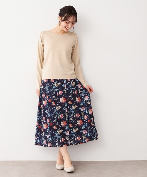 LAURA ASHLEY(ローラアシュレイ)の「【天竺編み】肩ボタン ラメニット(ニット/セーター・レディース・アイボリー/ネイビー・40/38)」の15枚目の写真