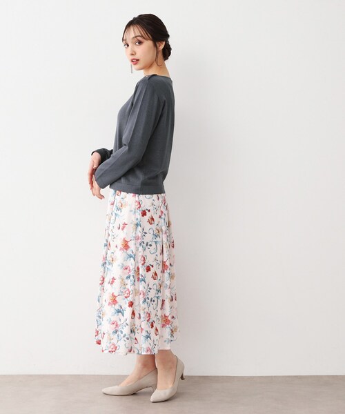 LAURA ASHLEY(ローラアシュレイ)の「【天竺編み】肩ボタン ラメニット(ニット/セーター・レディース・アイボリー/ネイビー・40/38)」の10枚目の写真