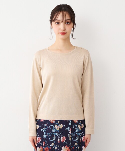LAURA ASHLEY(ローラアシュレイ)の「【天竺編み】肩ボタン ラメニット(ニット/セーター・レディース・アイボリー/ネイビー・40/38)」の8枚目の写真