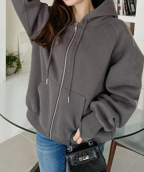 Eclat one（エクラワン）の「【Eclat one】ピグメント加工 袖口レイヤード ビッグサイズ パーカー（パーカー・レディース・ベージュ/グレー・M/S）」の13枚目の写真