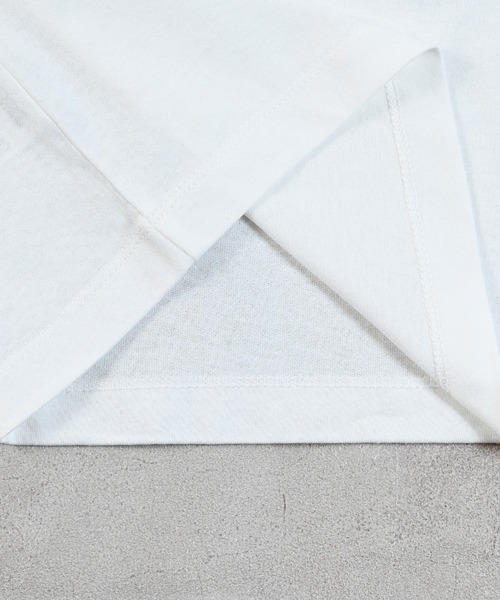 Ocean&Ground(オーシャン&グラウンド)の「COOKIE&SNEAKERSプリントTシャツ(Tシャツ/カットソー・キッズ・イエロー/ホワイト/サンドベージュ/ブラック・140/130/120/110/100/95/90/80)」の5枚目の写真