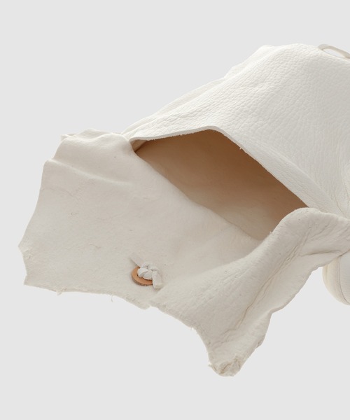 BOW WOW(バウワウ)の「DEER SKIN BAG(ショルダーバッグ・メンズ・ブラウン/ブラック/ホワイト・ONE SIZE)」の10枚目の写真