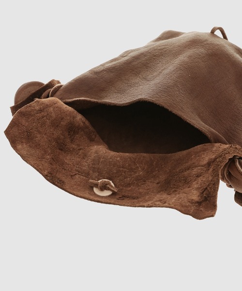 BOW WOW(バウワウ)の「DEER SKIN BAG(ショルダーバッグ・メンズ・ブラウン/ブラック/ホワイト・ONE SIZE)」の11枚目の写真