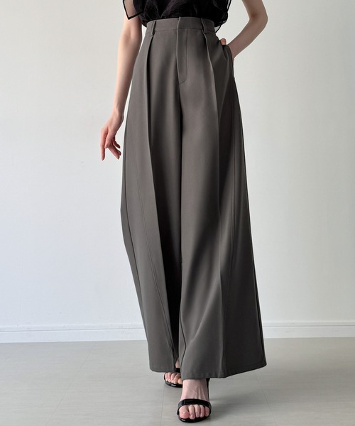 junoah(ジュノア)の「サイド切替ワイドパンツ(スラックス・レディース・クリーム/グレー/ブラック・SMALL/MEDIUM/LARGE/X-LARGE)」の4枚目の写真