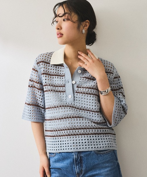ADAM ET ROPE'(アダムエロペ)の「【WEB限定】クロシェニットポロ(ニット/セーター・レディース・グレー系その他/サックスブルー/オフホワイト・FREE)」の15枚目の写真