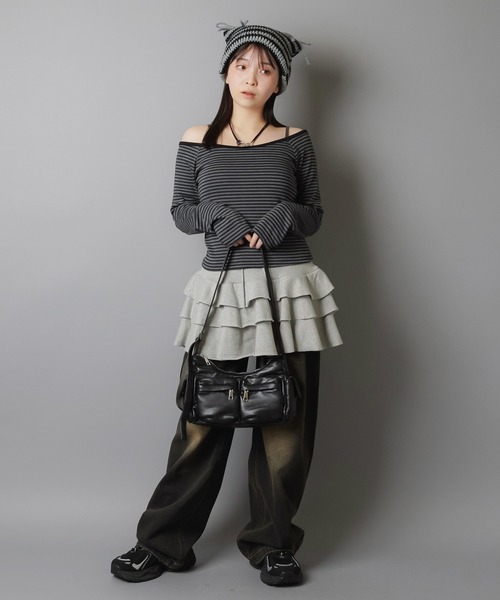 SPINNS（スピンズ）の「猫耳ニット帽/ボーダー2リボン（ニットキャップ/ビーニー・レディース・ホワイト×ブラック/グレー系その他・ONESIZE）」の12枚目の写真