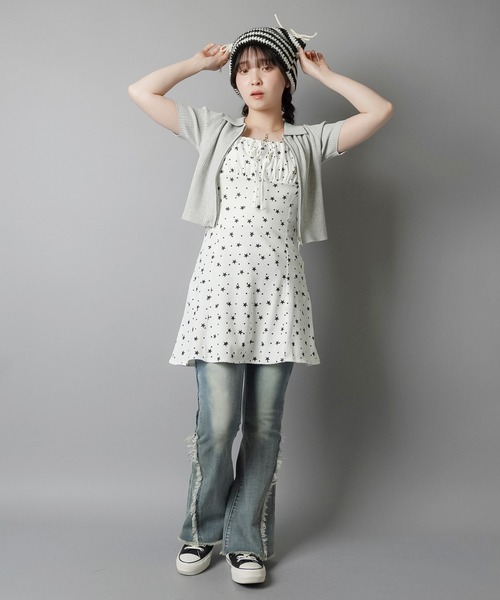 SPINNS（スピンズ）の「猫耳ニット帽/ボーダー2リボン（ニットキャップ/ビーニー・レディース・ホワイト×ブラック/グレー系その他・ONESIZE）」の17枚目の写真