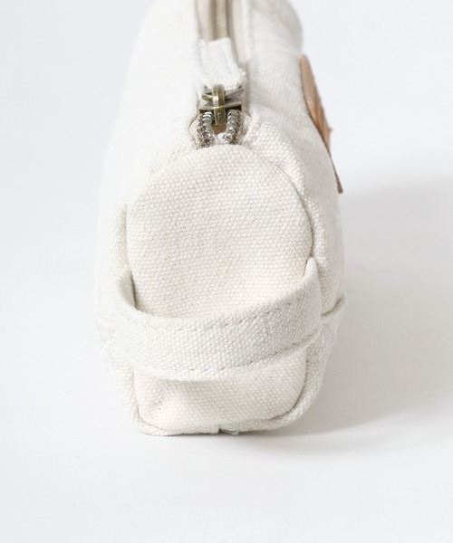 Lee(リー)の「Lee(リー)合皮パッチ ブランドロゴ マルチポーチ(ポーチ・レディース・ライトインディゴブルー/インディゴブルー/ストライプ/オフホワイト/ブラック系その他・FREE)」の14枚目の写真