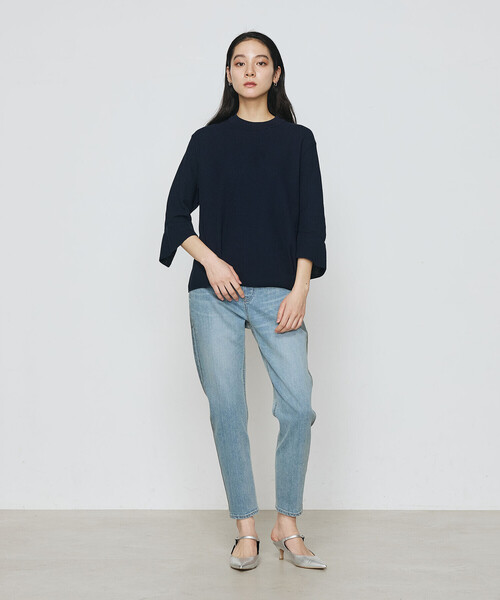 K.T KIYOKO TAKASE(キヨコタカセ)の「鹿の子編み袖 フリルプルオーバー(ニット/セーター・レディース・ネイビー/ブルー・11号/9号)」の7枚目の写真