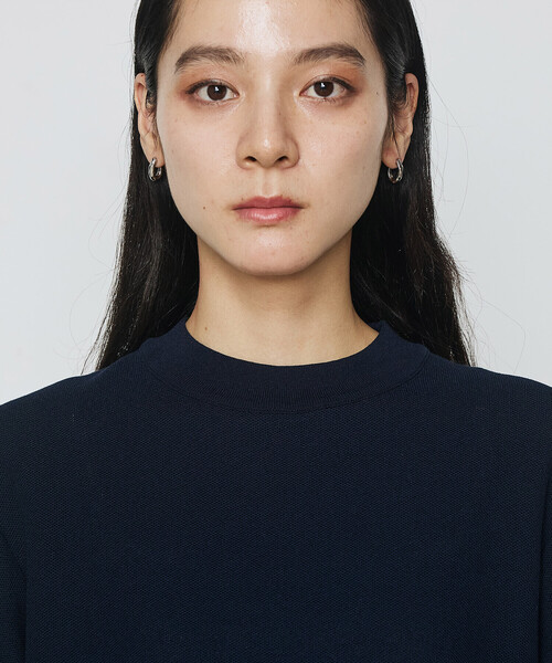 K.T KIYOKO TAKASE(キヨコタカセ)の「鹿の子編み袖 フリルプルオーバー(ニット/セーター・レディース・ネイビー/ブルー・11号/9号)」の11枚目の写真