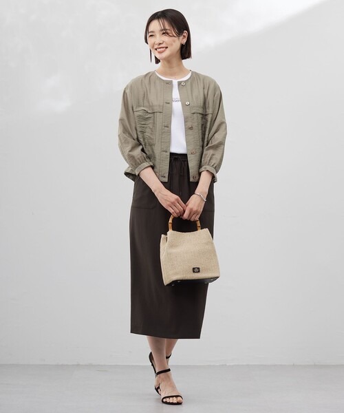 J.PRESS(ジェイプレス)の「【洗える】Sheer Vis リネン ノーカラー ブルゾン(ブルゾン・レディース・アイボリー系/ネイビー系/カーキ系・9/11)」の8枚目の写真