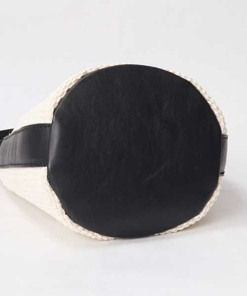 marco masi(マルコマージ)の「【MARCO MASI】ラフィア風ショルダーバケツバッグ-RAFFIA LIKE SHOULDER BAG(ショルダーバッグ・レディース・ベージュ/アイボリー・FREE)」の15枚目の写真