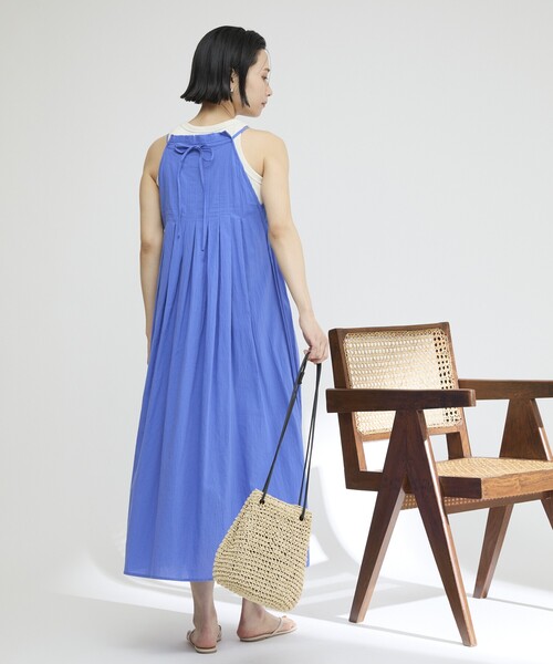 Firsthand(ファーストハンド)の「Firsthand/ファーストハンド ランニングスティッチングキャミワンピース / コットンボイルワンピース(ワンピース・レディース・ブルーグリーン/ブラック/ブルー・FREE)」の14枚目の写真
