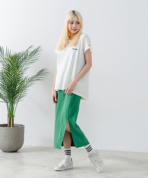 CONVERSE（コンバース）の「【CONVERSE/コンバース】ラウンドヘム フレンチスリーブ Tシャツ（Tシャツ/カットソー・レディース・オフホワイト/ブラック/サックスブルー・MEDIUM）」の18枚目の写真