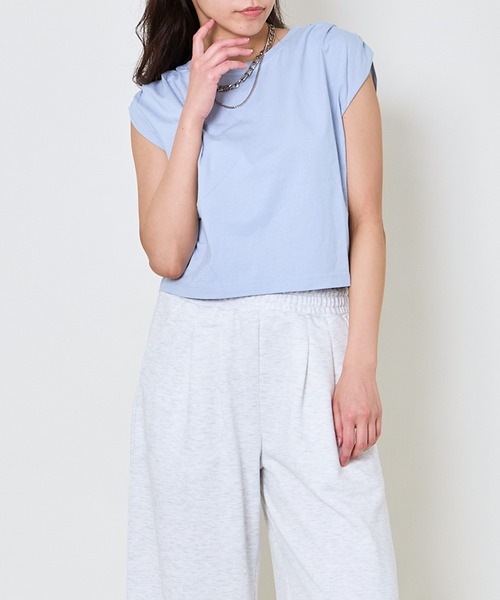 GORGE（ゴージ）の「《タックショルダー×コンパクト丈》レディース フレンチスリーブTシャツ シンプル 春夏秋（Tシャツ/カットソー・レディース・オフホワイト/ピンク/ブルー/チャコール・F）」の8枚目の写真