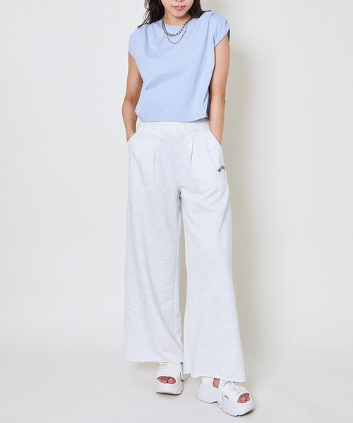 GORGE（ゴージ）の「《タックショルダー×コンパクト丈》レディース フレンチスリーブTシャツ シンプル 春夏秋（Tシャツ/カットソー・レディース・オフホワイト/ピンク/ブルー/チャコール・F）」の5枚目の写真