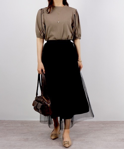CLOTHY（クロシィ）の「【ぽわん袖×プチハイネック☆】ボリューム袖プチハイTシャツ（Tシャツ/カットソー・レディース・その他/ブラック/オフホワイト/モカ・LARGE/MEDIUM）」の22枚目の写真