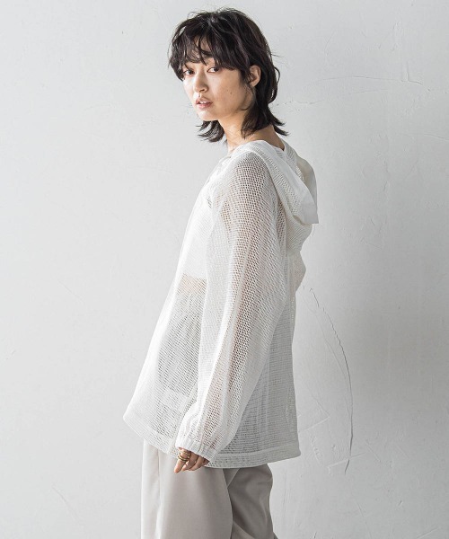 MAYSON GREY（メイソングレイ）の「メッシュアノラックパーカー≪手洗い可能≫（シャツ/ブラウス・レディース・ブラック/ホワイト・M）」の7枚目の写真