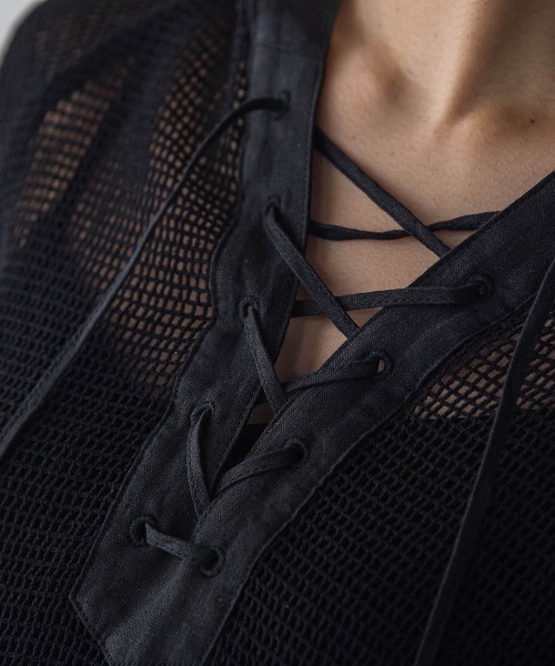 MAYSON GREY（メイソングレイ）の「メッシュアノラックパーカー≪手洗い可能≫（シャツ/ブラウス・レディース・ブラック/ホワイト・M）」の14枚目の写真