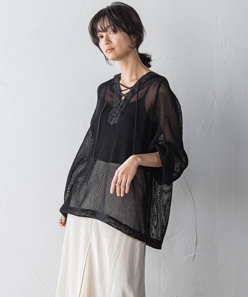 MAYSON GREY（メイソングレイ）の「メッシュアノラックパーカー≪手洗い可能≫（シャツ/ブラウス・レディース・ブラック/ホワイト・M）」の16枚目の写真