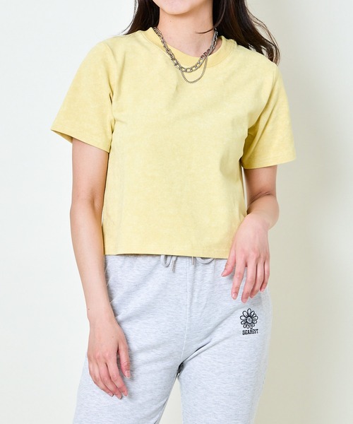 GORGE(ゴージ)の「《短丈×ヴィンテージ風カラー》無地シンプルTシャツ(Tシャツ/カットソー・レディース・レッド/イエロー/パープル/ブラック/オフホワイト/カーキ・F)」の5枚目の写真