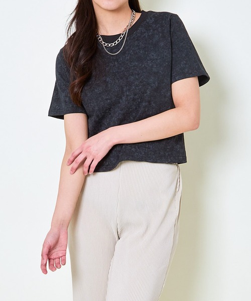 GORGE(ゴージ)の「《短丈×ヴィンテージ風カラー》無地シンプルTシャツ(Tシャツ/カットソー・レディース・レッド/イエロー/パープル/ブラック/オフホワイト/カーキ・F)」の3枚目の写真