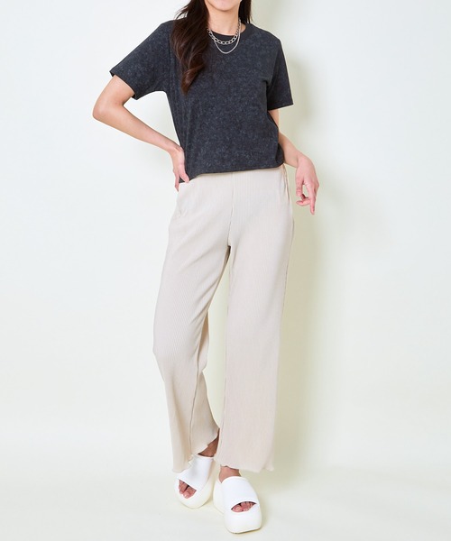 GORGE(ゴージ)の「《短丈×ヴィンテージ風カラー》無地シンプルTシャツ(Tシャツ/カットソー・レディース・レッド/イエロー/パープル/ブラック/オフホワイト/カーキ・F)」の8枚目の写真