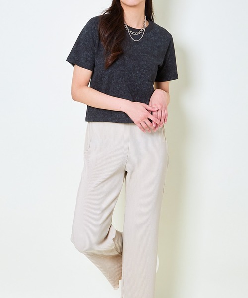 GORGE(ゴージ)の「《短丈×ヴィンテージ風カラー》無地シンプルTシャツ(Tシャツ/カットソー・レディース・レッド/イエロー/パープル/ブラック/オフホワイト/カーキ・F)」の9枚目の写真