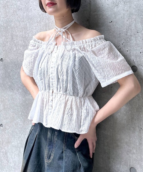 PAGEBOY(ページボーイ)の「2WAYオフショルブラウス(シャツ/ブラウス・レディース・モカ/ブラック/オフホワイト/グレイッシュベージュ/サックスブルー/ブラウン系その他2・FREE)」の18枚目の写真