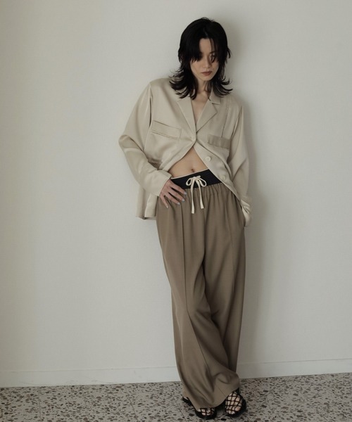 anuke（アンヌーク）の「Satin Tailored Shirts（シャツ/ブラウス・レディース・ネイビー/クリーム・FREE）」の14枚目の写真