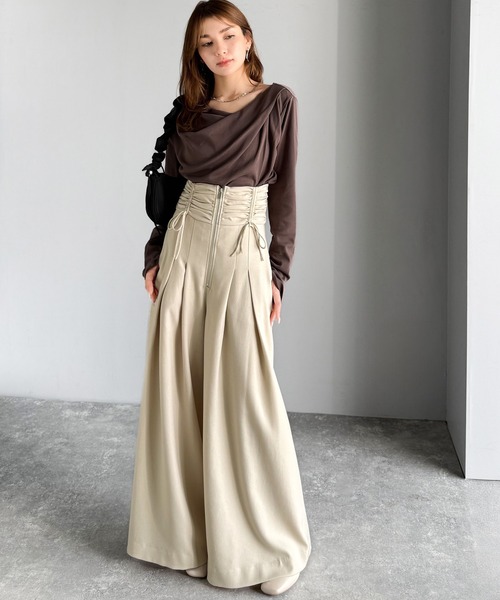 mily bilet（ミウィビレット）の「【mily bilet】コルセット風で“キュッ”と細見え。ウエストシャーリングハイウエストタック入りワイドパンツ（その他パンツ・レディース・アイボリー/ブラック/グレー系その他・X-LARGE/SMALL/MEDIUM/LARGE）」の7枚目の写真