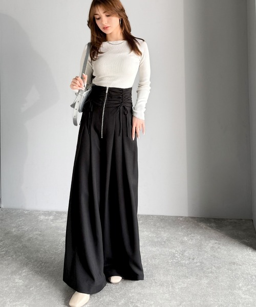 mily bilet（ミウィビレット）の「【mily bilet】コルセット風で“キュッ”と細見え。ウエストシャーリングハイウエストタック入りワイドパンツ（その他パンツ・レディース・アイボリー/ブラック/グレー系その他・X-LARGE/SMALL/MEDIUM/LARGE）」の13枚目の写真