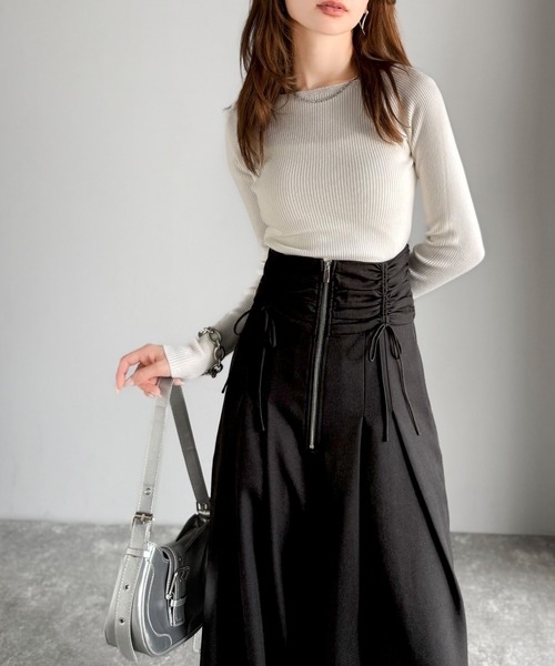 mily bilet（ミウィビレット）の「【mily bilet】コルセット風で“キュッ”と細見え。ウエストシャーリングハイウエストタック入りワイドパンツ（その他パンツ・レディース・アイボリー/ブラック/グレー系その他・X-LARGE/SMALL/MEDIUM/LARGE）」の12枚目の写真