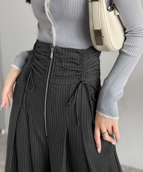 mily bilet（ミウィビレット）の「【mily bilet】コルセット風で“キュッ”と細見え。ウエストシャーリングハイウエストタック入りワイドパンツ（その他パンツ・レディース・アイボリー/ブラック/グレー系その他・X-LARGE/SMALL/MEDIUM/LARGE）」の19枚目の写真